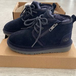 UGG Kids Neumel Zip Boots Navy